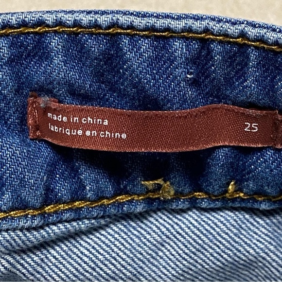 PILCRO Shorts Women’s Size 25 Blue denim Mid Rise Short Shorts - Picture 11 of 14